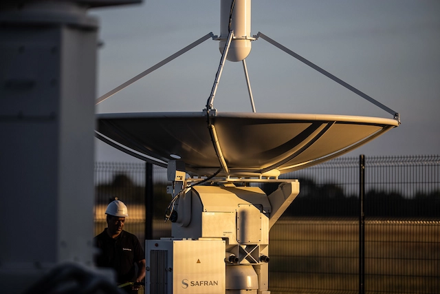 Safran Satelite